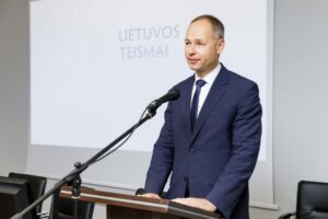 Lietuvos Aukščiausiojo Teismo teisėju paskirtas D. Kantaravičius – Kas vyksta