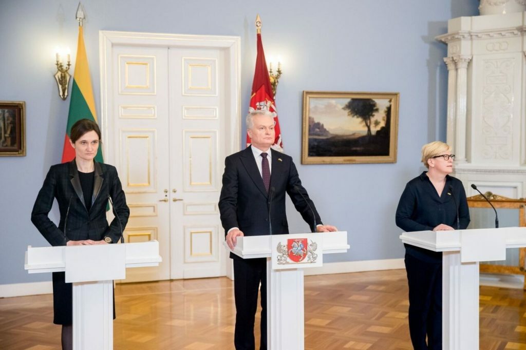 Lietuvos vadovai sveikina šalies švietimo bendruomenę – Kas vyksta Kaune