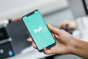 Nauja „Bolt” funkcija: padės susikalbėti su pavežėjais užsieniečiais