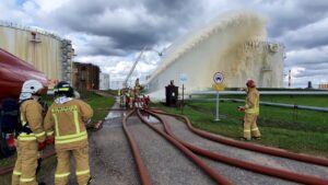 Pratybose stiprinama ugniagesių gelbėtojų parengtis