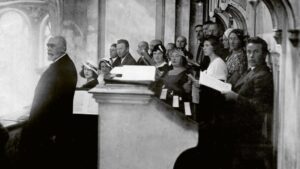 Vargonų burtininkas J. Naujalis – Kas vyksta Kaune