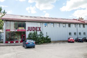 Vėlavusiai sumokėti tiekėjams „Judex“ – 1 tūkst. eurų bauda –