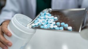 „Abivax“ atsargos išaugo po naujų duomenų apie žarnyno ligų gydymą